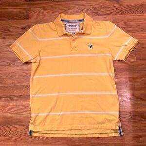 Vintage yellow medium polo short sleeve shirt